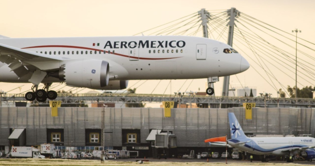 aeromexico-avion-aterrizaje