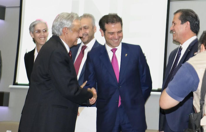 INE-ENTREGA-CONSTANCIA-A-AMLO