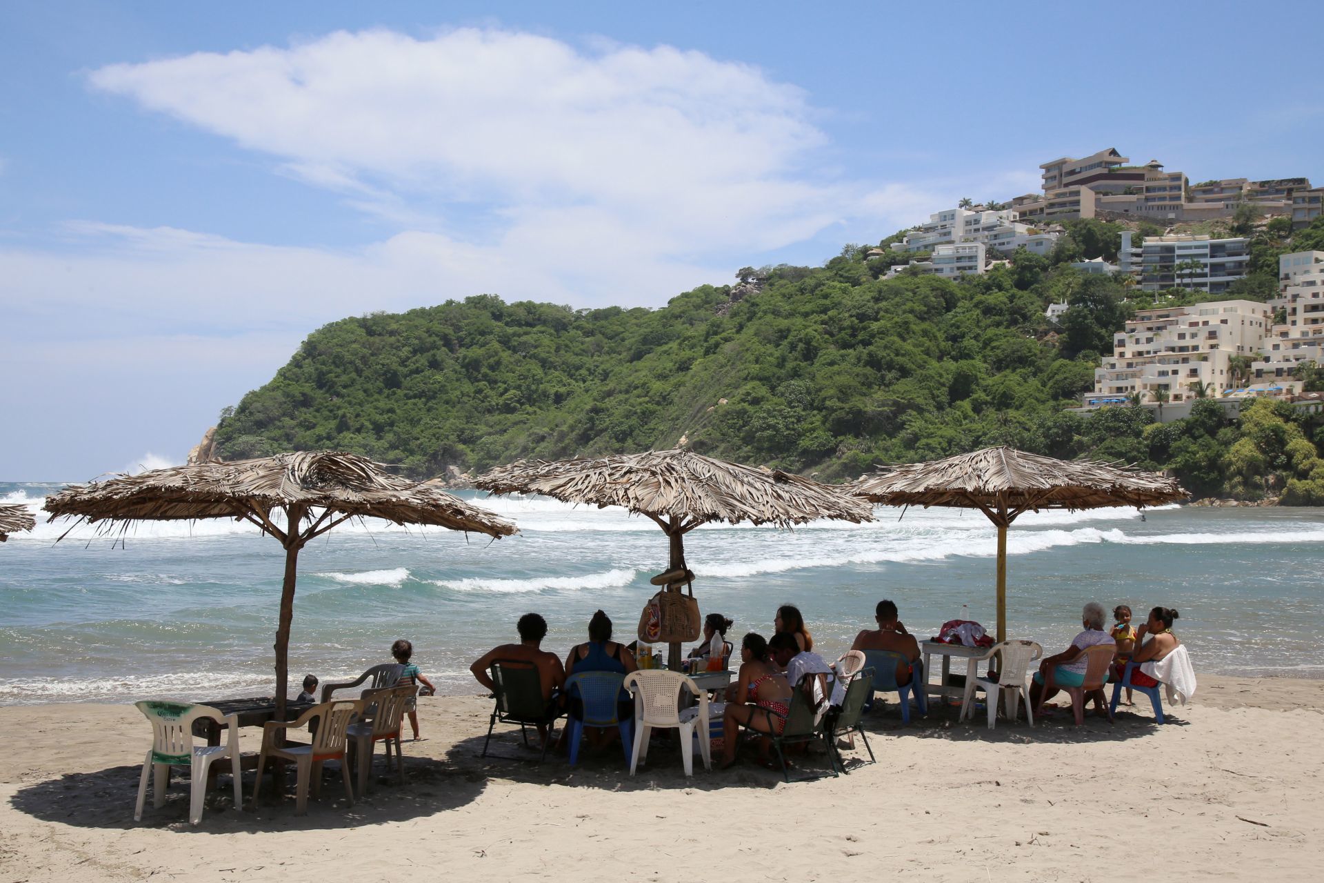 playa-acapulco-julio-2020