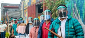 Las caretas, visores o faceshields no deben considerarse como un equivalente a las mascarillas. Foto: Jurany Carabani, UNDP Colombia