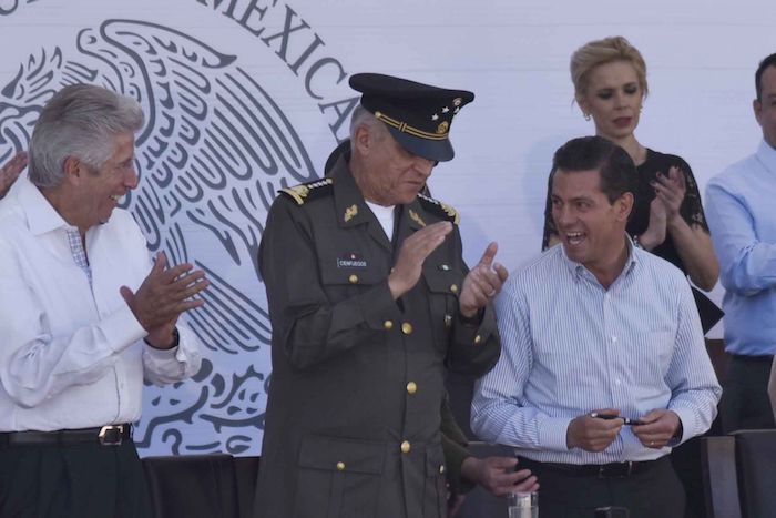 Enrique Peña Nieto Expresidente De México Y Salvador Cienfuegos Exsecretario De La Defensa