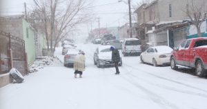 NEVADAS-PROVOCAN-CORTES-DE-LUZ-EN-MÉXICO