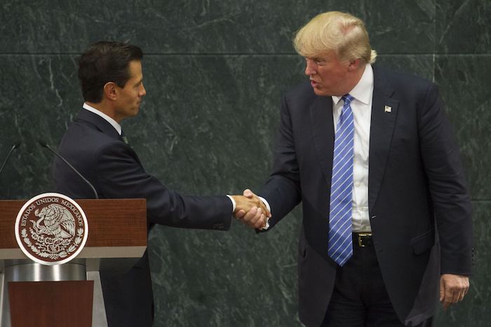 El pasado 31 de agosto de 2016, Enrique Peña Nieto, en ese momento Presidente de México, y Donald Trump, quien era candidato republicano a la Presidencia de Estados Unidos, ofrecieron mensaje conjunto luego de una reunión que sostuvieron en la residencia oficial de Los Pinos. 