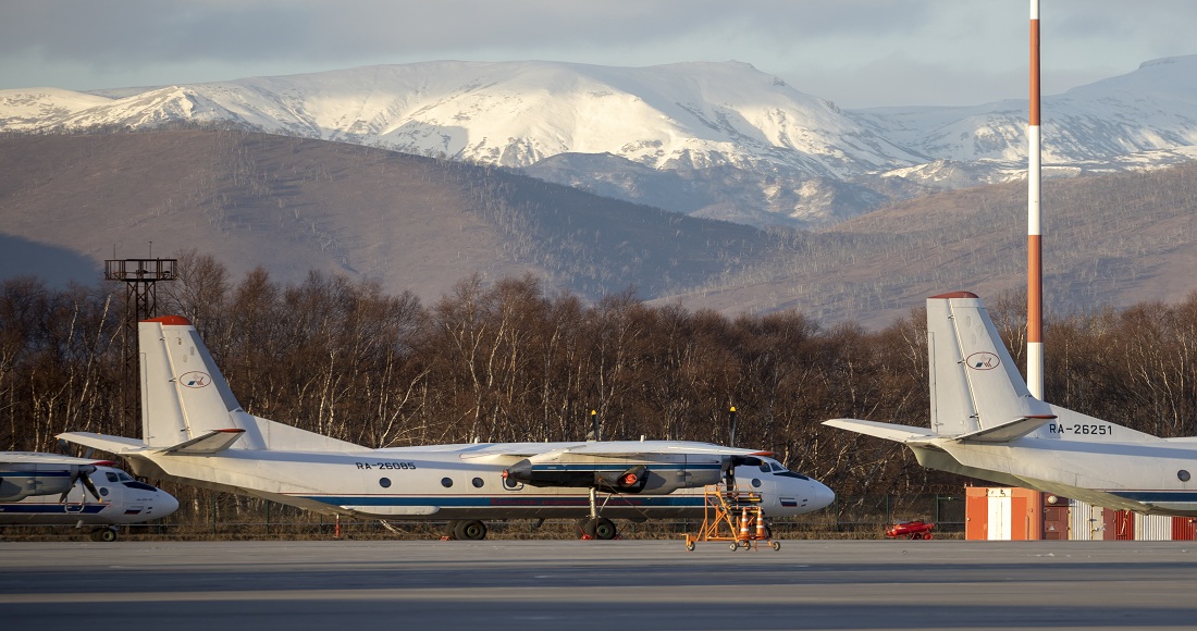 Avión con 28 pasjeros a bordo se estrella en Rusia