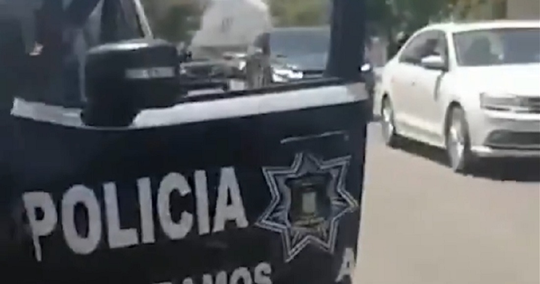 Policías chocan intencionalmente a conductor en Coahuila