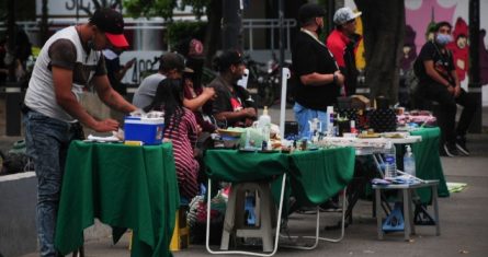 Tianguis para la venta de mariguana.