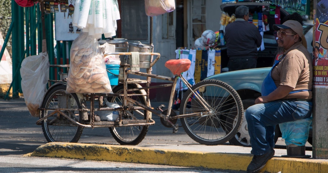 Venta ambulante de tamales en la Ciudad de México.