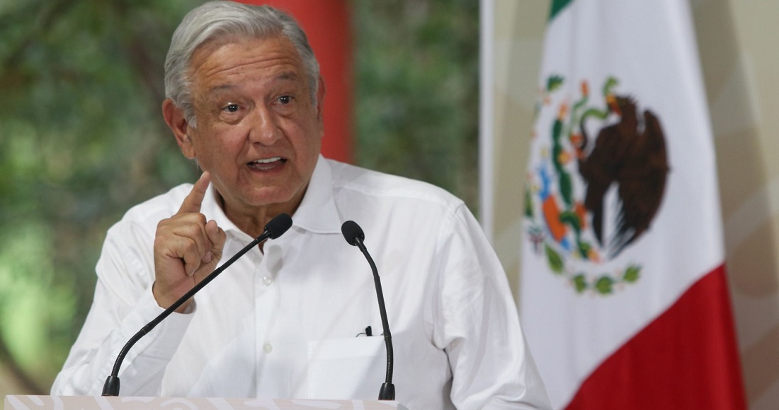 AMLO visita refinerías del país