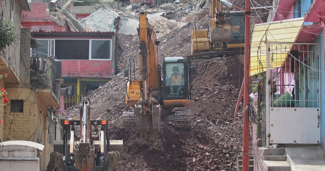 Demolición de casa en el Chiquihuite