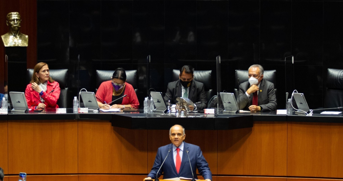 El Senador Manuel Añorve, del PRI, durante la Sesión Permanente en el pleno del Senado de la República.