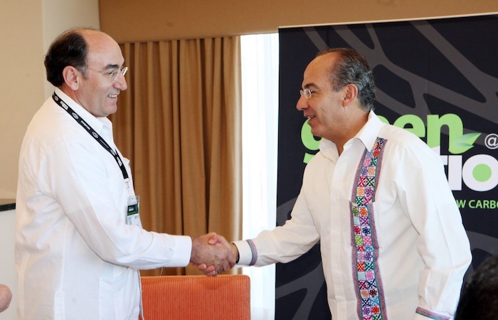 El entonces Presidente Felipe Calderón Hinojosa con José Ignacio S. Galan, presidente y consejero de Iberdrola en 2010.