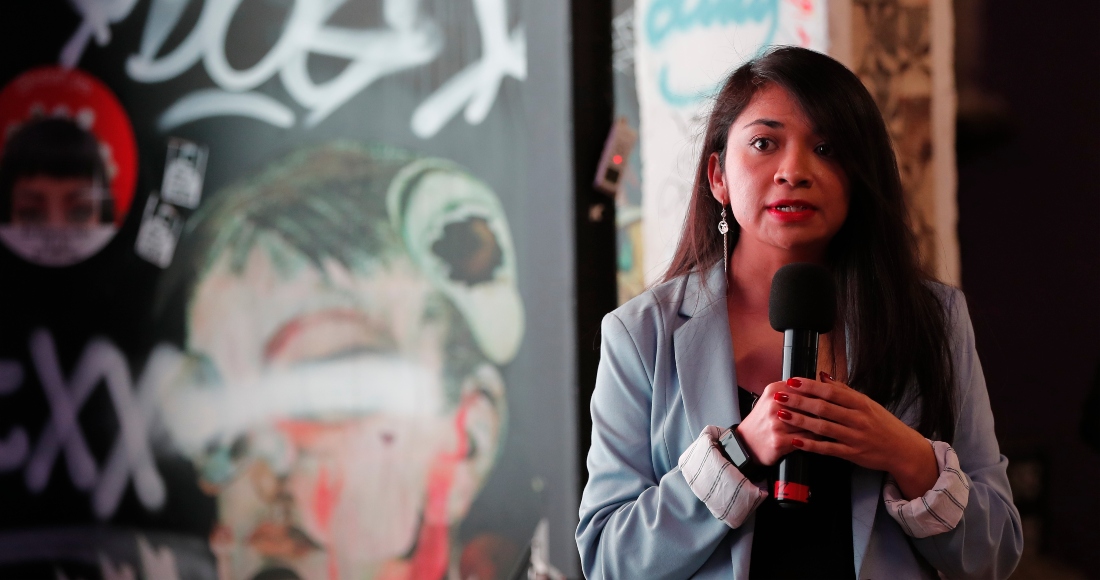 La directora de Monitoreo y Evaluación de la organización Reinserta, Marina Flores, participa durante la presentación del "Estudio de niñas, niños y adolescentes reclutados por la delincuencia organizada", este miércoles en la Ciudad de México.