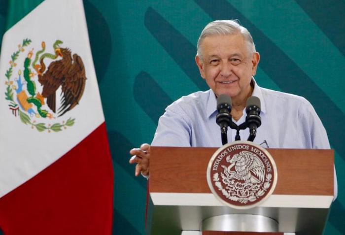 El Presidente Andrés Manuel López Obrador realizó su habitual conferencia de prensa matutina desde Quintana Roo.