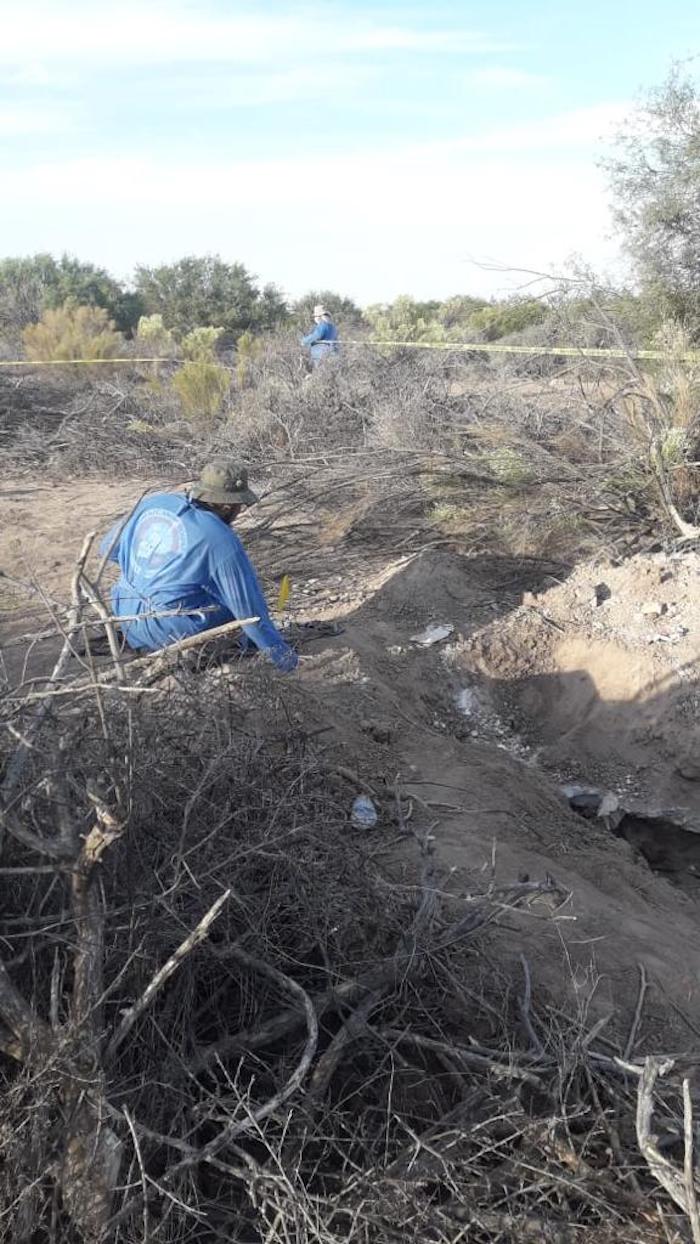 El descubrimiento se dio alrededor del mediodía del miércoles tras una jornada de búsqueda que decenas de mujeres habían iniciado desde la madrugada y que las llevó a recorrer varios kilómetros.