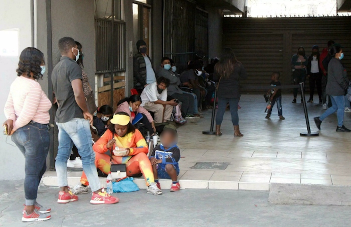 En Tijuana, un centro de salud ofrece atención gratuita a los más pobres. En las últimas semanas, el centro ha acogido principalmente a haitianos que han llegado a México tras un largo y difícil viaje.