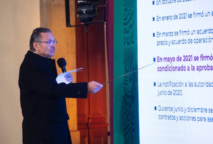 Octavio Romero Oropeza, titular de Petróleos Mexicanos (Pemex), durante su intervención en la conferencia de prensa matutina.