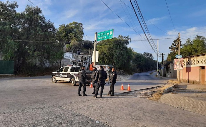 Fotografía Cortesía Del Diario La Región De Tula Que Muestra a Policías Estatales Vigilando Las Entradas Al Penal De Tula Hoy En El Estado De Hidalgo méxico