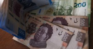 Aspectos De Billetes De Diferentes Denominaciones