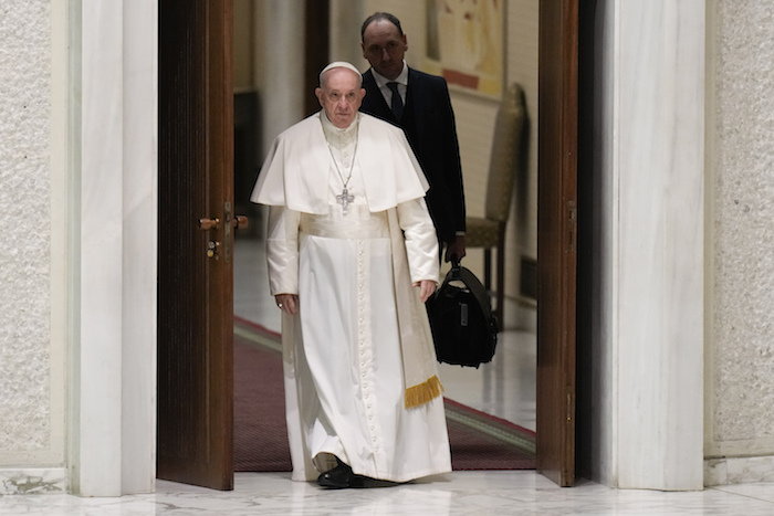 El Papa Francisco Llega a Su Audiencia General Semanal En El Salón Pablo Vi En El Vaticano El De Enero De