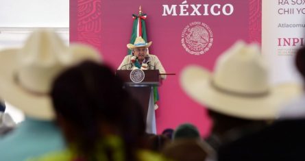 El Presidente Andrés Manuel López Obrador encabeza diálogo con los pueblos mazahua, otomí y población indígena migrante.