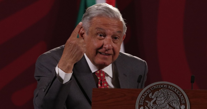 El Presidente Andrés Manuel López Obrador en conferencia.