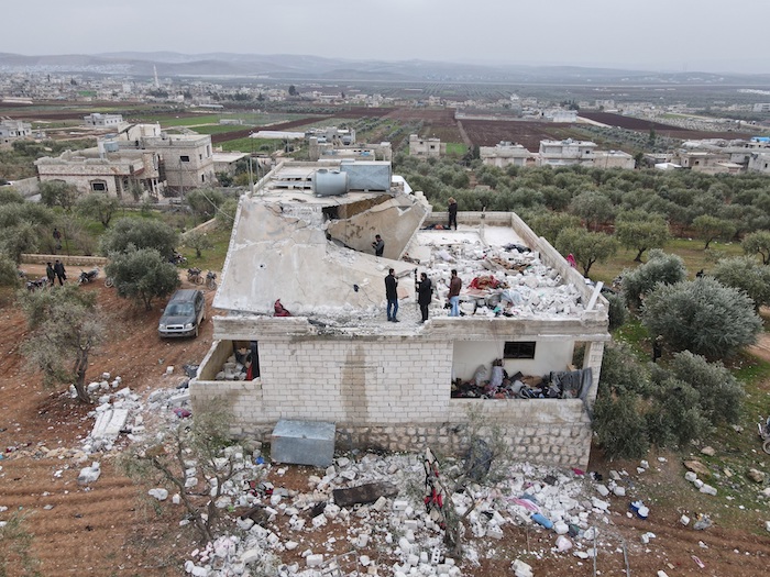 Vista De Los Daños Causados En Una Operación Militar De Las Fuerzas Especiales De Estados Unidos En La Aldea De Atma Al Norte De Siria Este De Febrero De