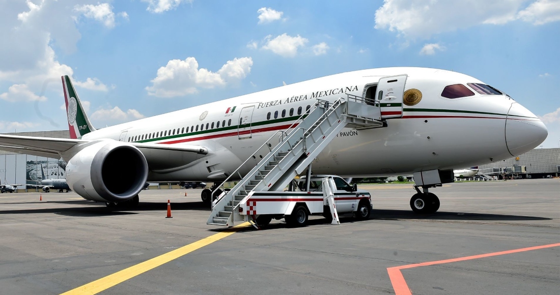 El avión presidencial TP-01 "José María Morelos y Pavón" en el Aeropuerto Internacional de la Ciudad de México (AICM).