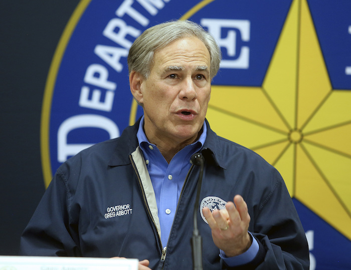 El Gobernador de Texas Greg Abbott en un evento el 10 de marzo de 2022 en Weslaco, Texas.