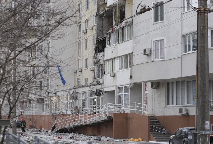 Lugar de un bombardeo en la ciudad de Odesa, en el sur de Ucrania.