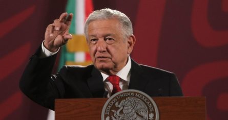 El Presidente Andrés Manuel López Obrador en conferencia de prensa.