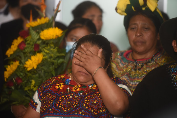 La Ciudadana Guatemalteca Juana Alonzo Santizo c Fue Registrada Este Domingo Al Ser Recibida Por Familiares Y Amigos Tras Permanecer Injustamente Encarcelada Por Ocho Años En México a Su Llegada a Ciudad De Guatemala