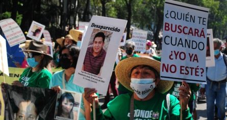 Marcha Madres de Desaparecidos 10 de Mayo en la Ciudad de México.