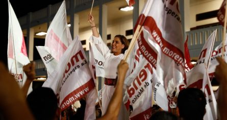 Mara Lezama festejó la noche del 5 de junio con simpatizantes de Morena su eventual triunfo en las elecciones para ser Gobernadora de Quintana Roo.