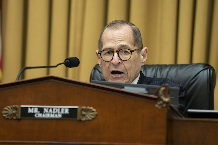 El presidente de la Comisión Judicial de la cámara, Jerry Nadler, habla en una audiencia con el Secretario de Seguridad Nacional, Alejandro Mayorkas, en el Congreso, Washington, 28 de abril de 2022. 