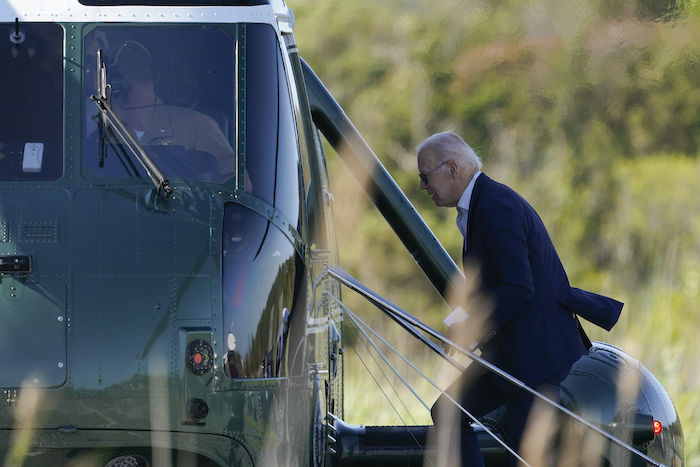 El Presidente Joe Biden Aborda El Marine One El Domingo De Junio De En Rehoboth Beach Delaware