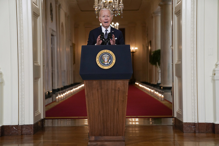 El Presidente Joe Biden habla sobre la más reciente serie de tiroteos masivos desde la Casa Blanca, el jueves 2 de junio de 2022, en Washington.