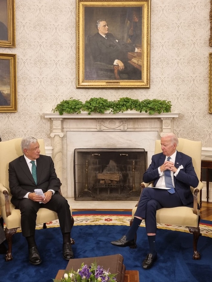 Andrés Manuel López Obrador Presidente De México Y Joe Biden Su Homólogo Estadounidense En La Casa Blanca