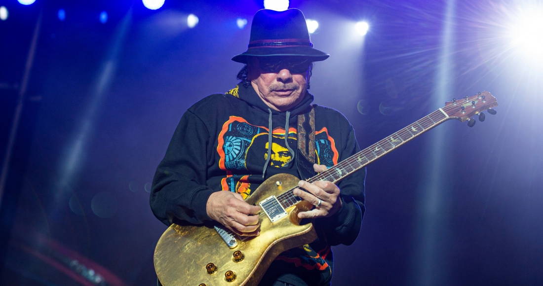 Carlos Santana toca en el Festival de Música BottleRock de Napa Valley, en Napa, California, el 26 de mayo de 2019.