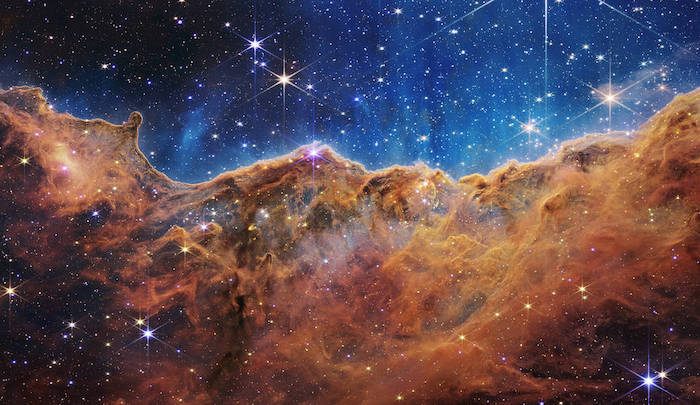 La Nebulosa De Carina Alberga Muchas Estrellas Masivas Varias Veces Más Grandes Que El Sol