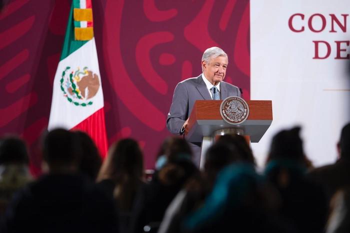 El Presidente Andrés Manuel López Obrador habló de nueva cuenta del caso Ayotzinapa, luego de todas las polémicas que se han desatado en las últimas semanas, justo cuando se cumplen ocho años de la desaparición de los 43 normalistas.