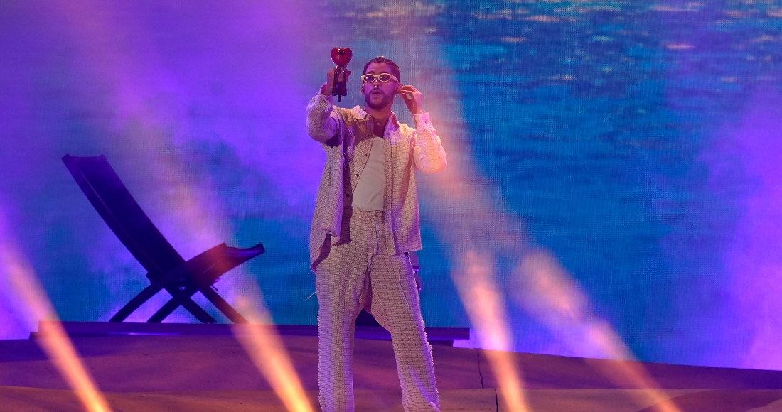 Bad Bunny durante su concierto en el Hard Rock Stadium, el 12 de agosto de 2022, en Miami Gardens, Florida.