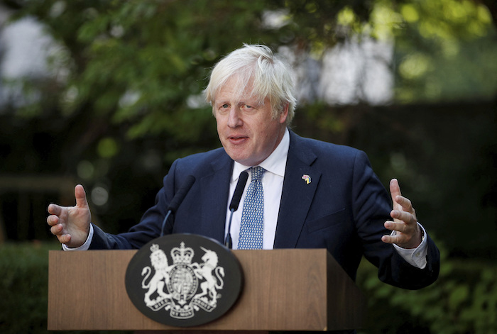 El Primer Ministro británico Boris Johnson preside un evento el las oficinas de 10 Downing Street, Londres, 9 de agosto de 2022.