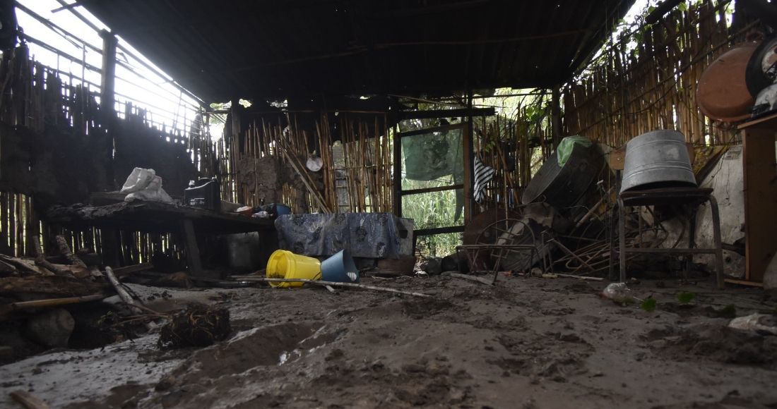 La noche del viernes pasado, decenas de viviendas de las colonias Santa Cecilia, San Isidro y Santuario se vieron afectadas en la ciudad de Tixtla, derivado de las lluvias que se registraron por la tormenta tropical "Lester".