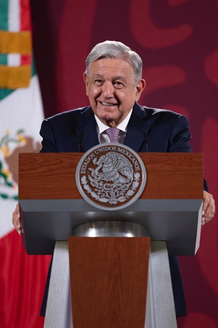 Durante su conferencia de prensa matutina, el Presidente Andrés Manuel López Obrador citó que en el informe de la creación de empleo en el país, que salió el día de hoy, se muestra que desde el inicio de la pandemia de COVID-19 a la fecha, hay un millón de empleos más.