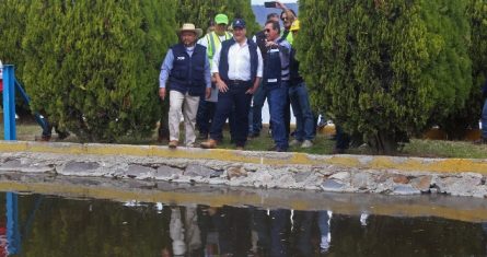 El Gobernador de Jalisco, Enrique Alfaro, realizó una macro excursión para supervisar obras e industrias en torno a la contaminación del río Santiago.