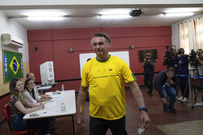 El Presidente brasileño Jair Bolsonaro luego de votar en Río de Janeiro, el 2 de octubre del 2022.