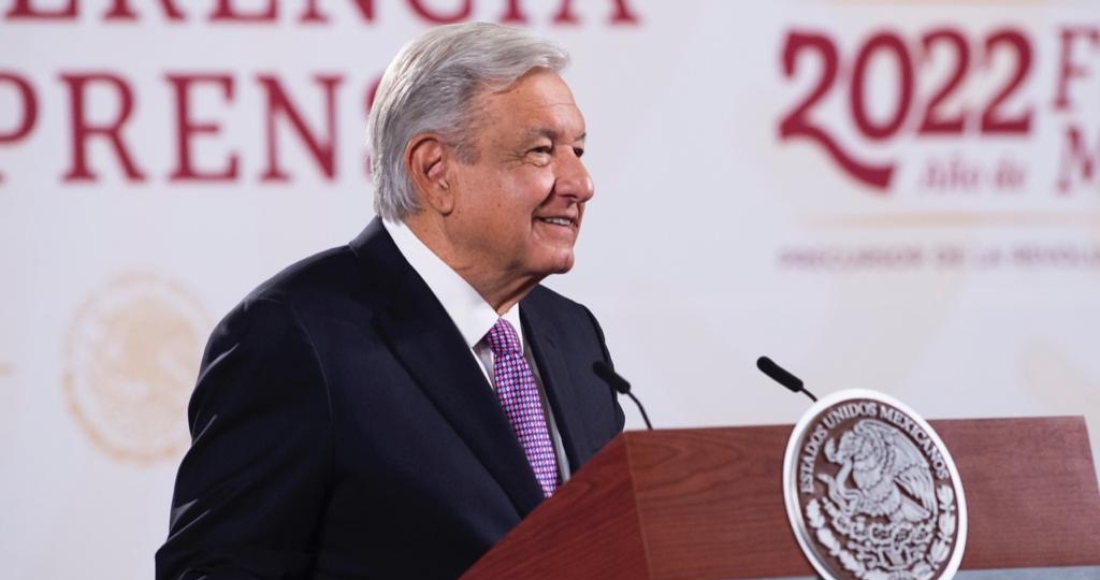 El Presidente Andrés Manuel López Obrador invitó la mañana de este martes a la oposición a que marche más para promover su movimiento, ya que él lo hizo por muchos años y recordó cuando empezó recorriendo los pueblos con un megáfono.