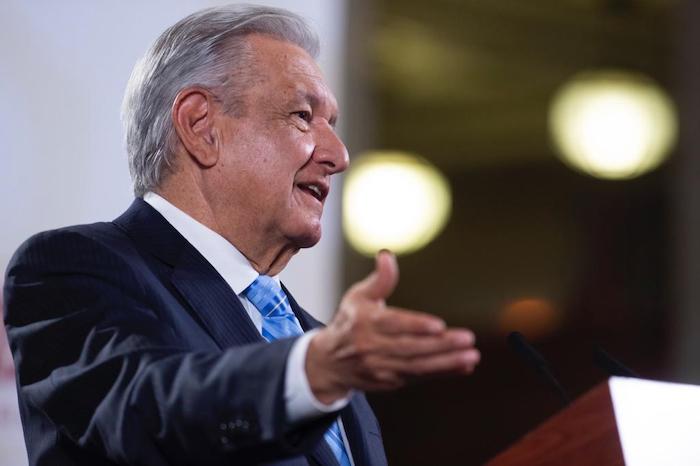 El Presidente Andrés Manuel López Obrador reveló la mañana de este jueves que un exfuncionario de la Comisión Nacional del Agua (Conagua) otorgó una concesión a Grupo México en Cananea, Sonora, al principio de su Gobierno y que después se fue a trabajar a dicha empresa.