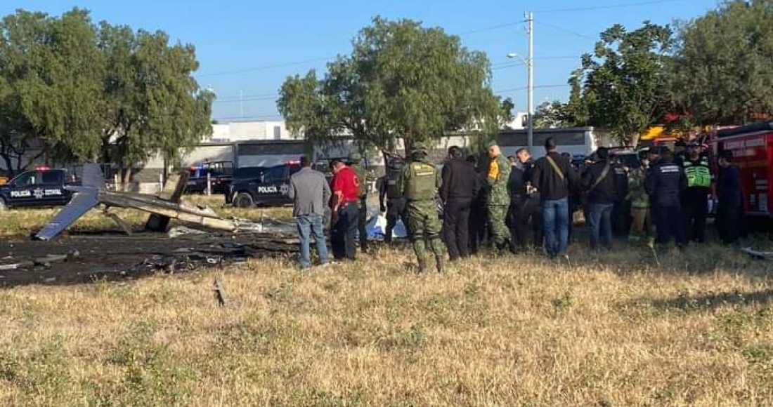 Esta mañana se desplomó el helicóptero “Águila 1” de la Secretaría de Seguridad Pública Estatal, en un perímetro entre las calles Ignacio Zaragoza y Tercer Anillo, en la ciudad de Aguascalientes.