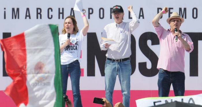 José Woldenberg, exconsejero presidente del INE, durante el mitin.